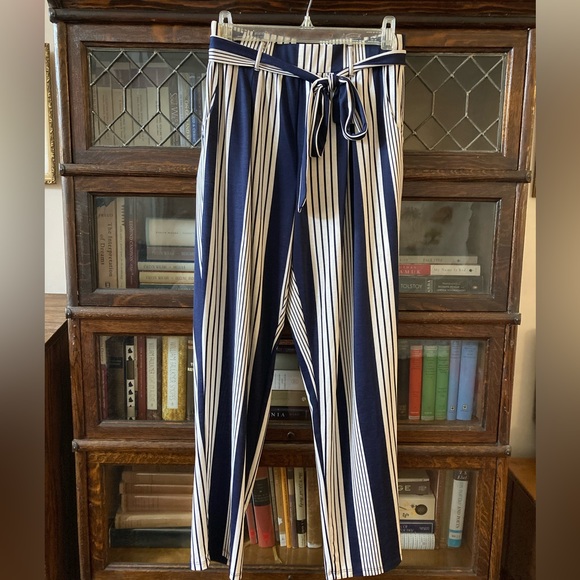 Altar’d State Navy and White Pants - Picture 1 of 4
